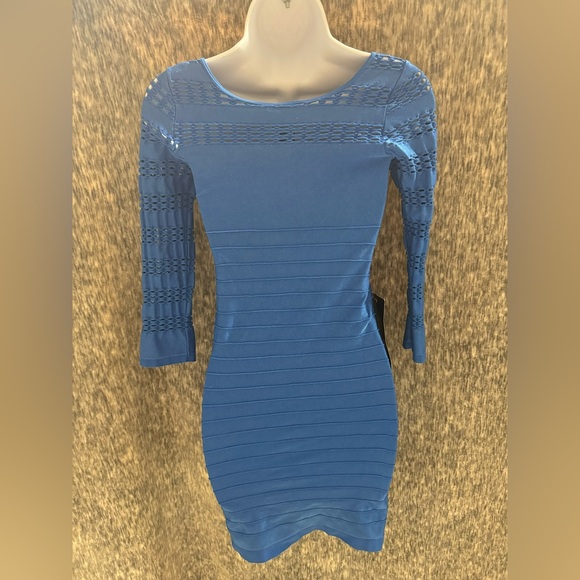 NWT BeBE dress size M/L - Picture 3 of 16